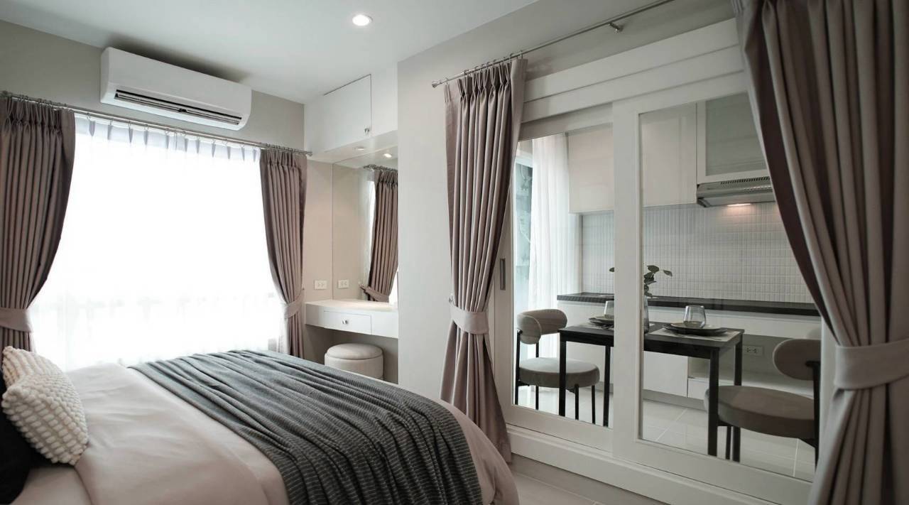 The Scene Condo WR-04877 7
