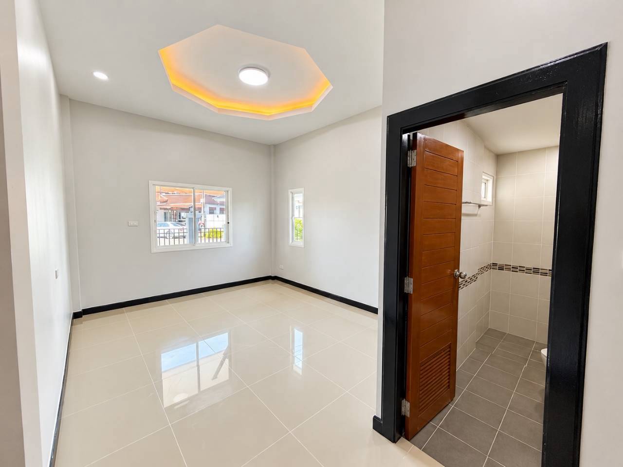 หมู่บ้านสมบูรณ์ทรัพย์ วิลเลจ WR-04897 3