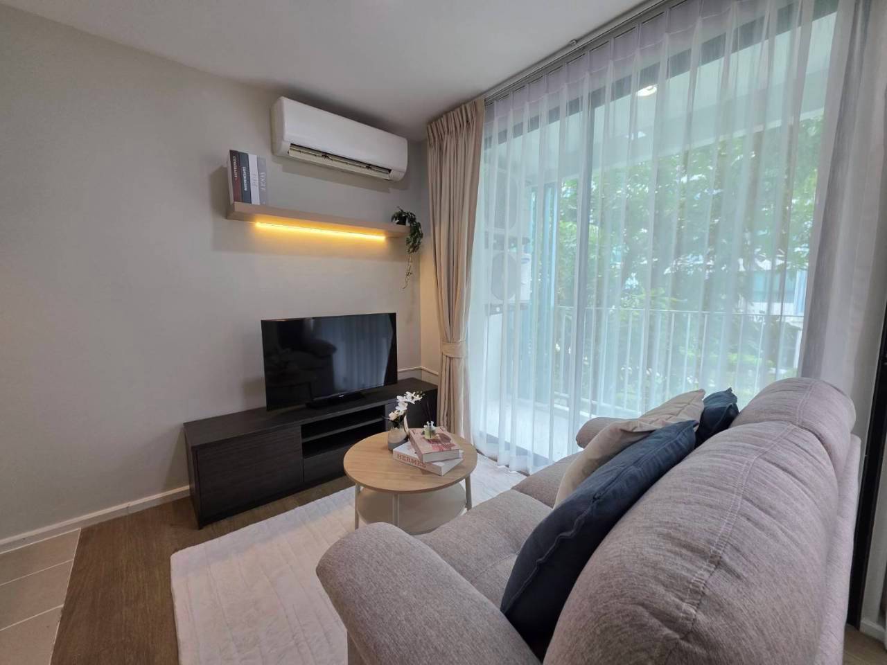 Centrio Condominium WR-04900 3