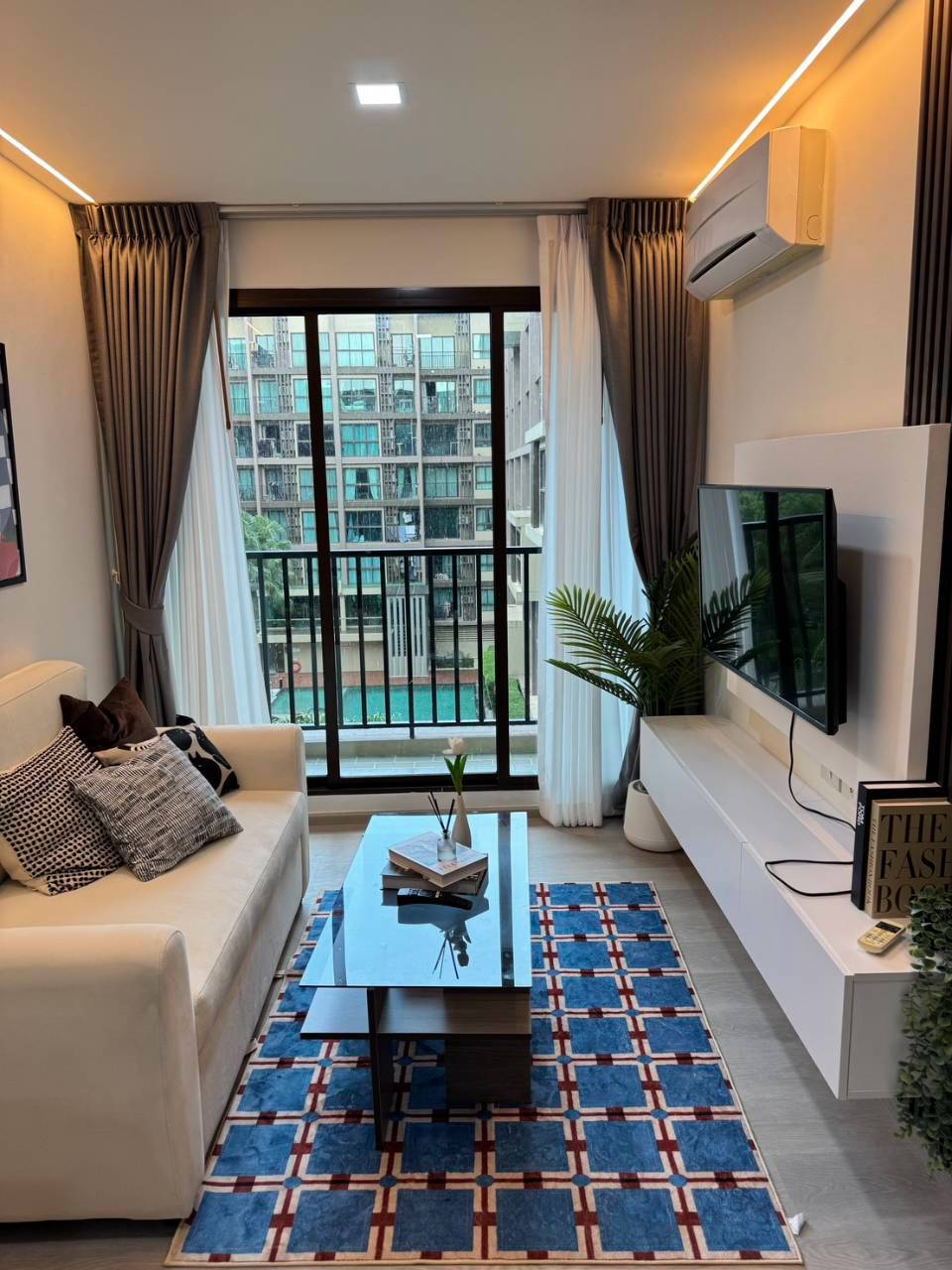 Zcape 3 Condominium WR-04902 4