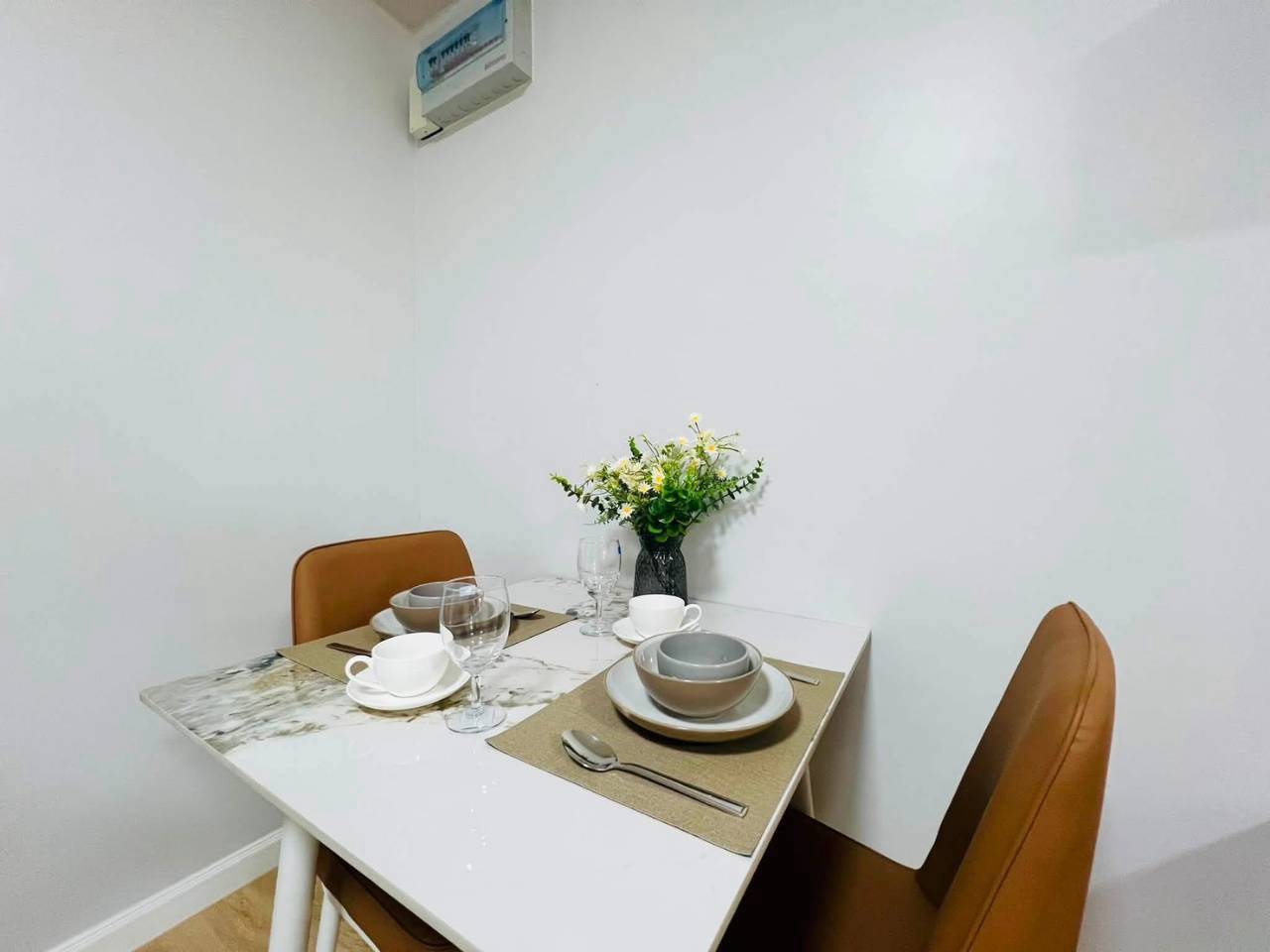 Phanason The Green Place Condominium WR-04919 7
