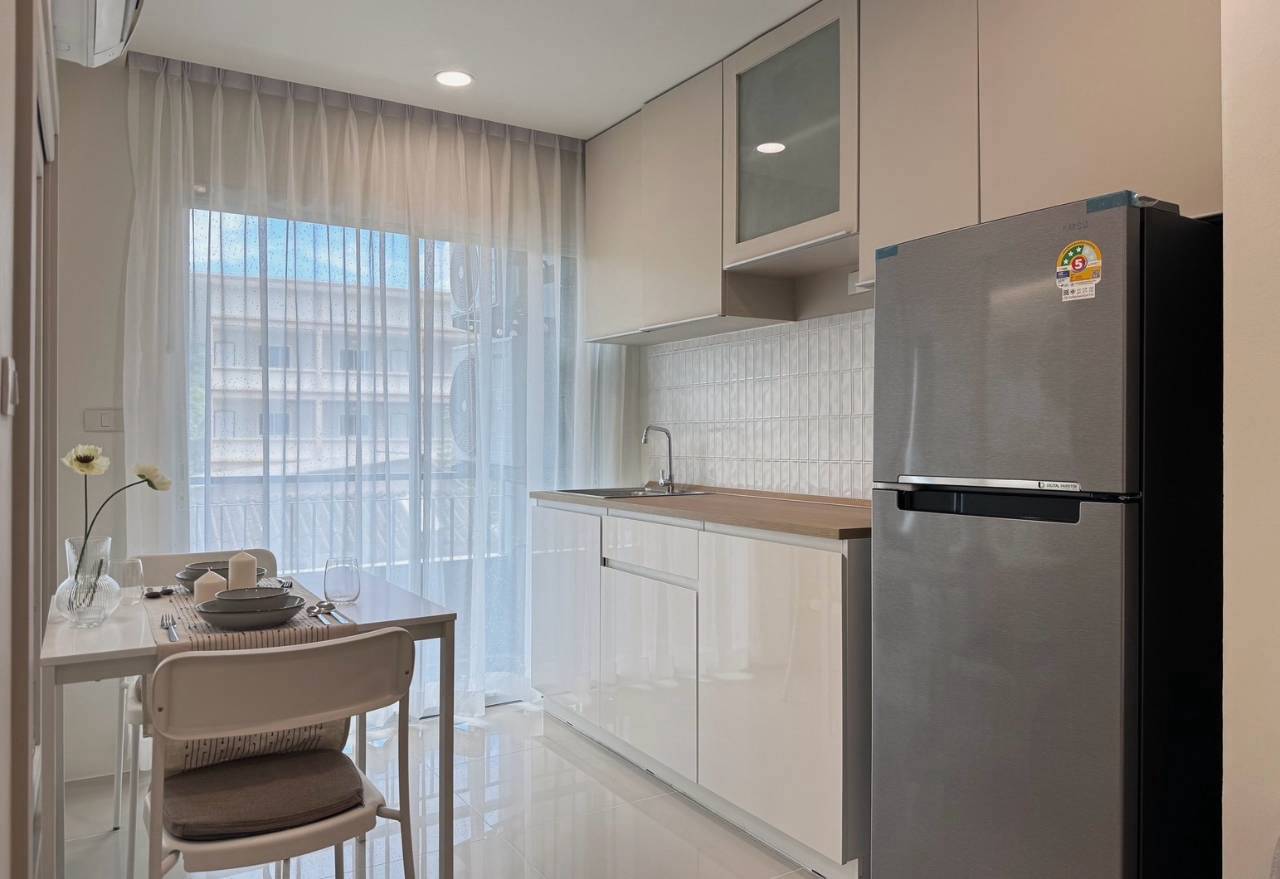 The Scene Condo WR-04927 10