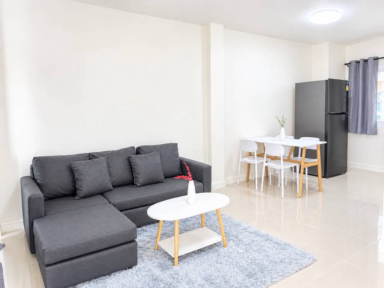 หมู่บ้านแอททาวน์ 2 WR-04928 2