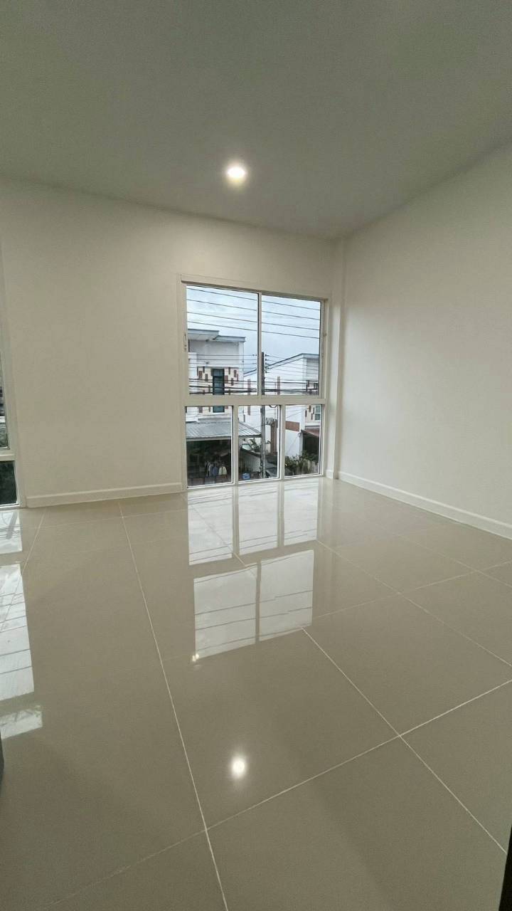 หมู่บ้านสุชารีวิลเลจ ป่าคลอก WR-04950 2