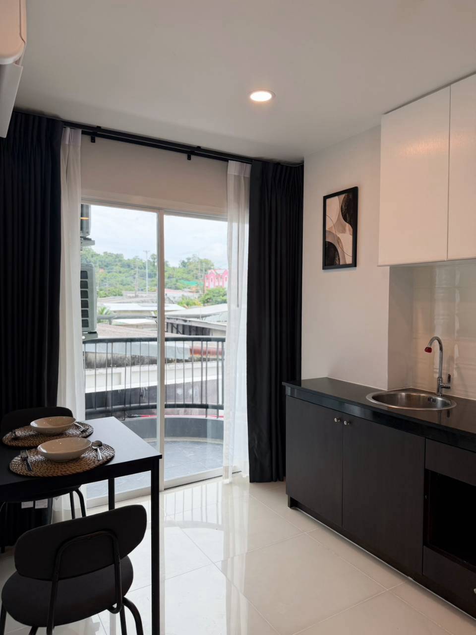 The Scene Condo WR-04952 11
