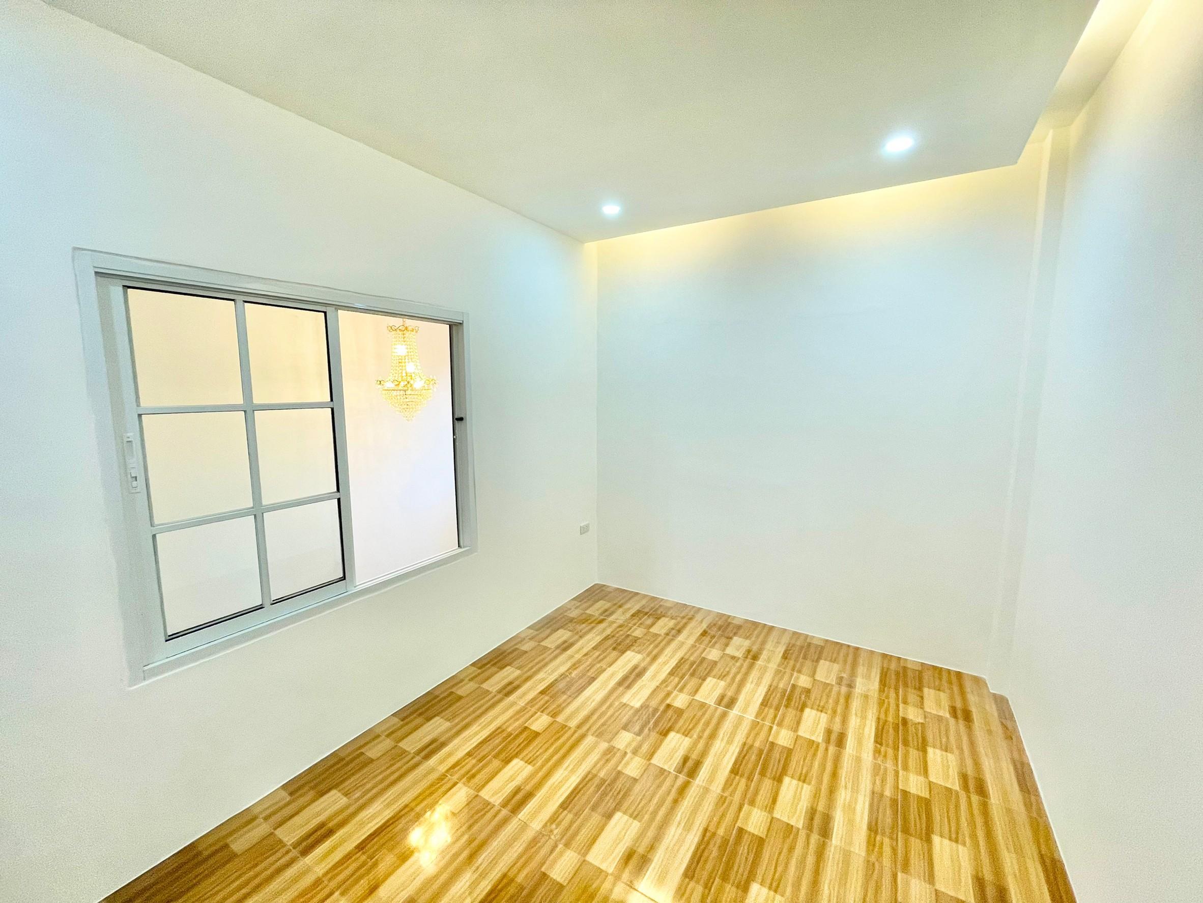 ทาวน์เฮ้าส์ 2 ชั้น โซนวิชิต WR-00589 6
