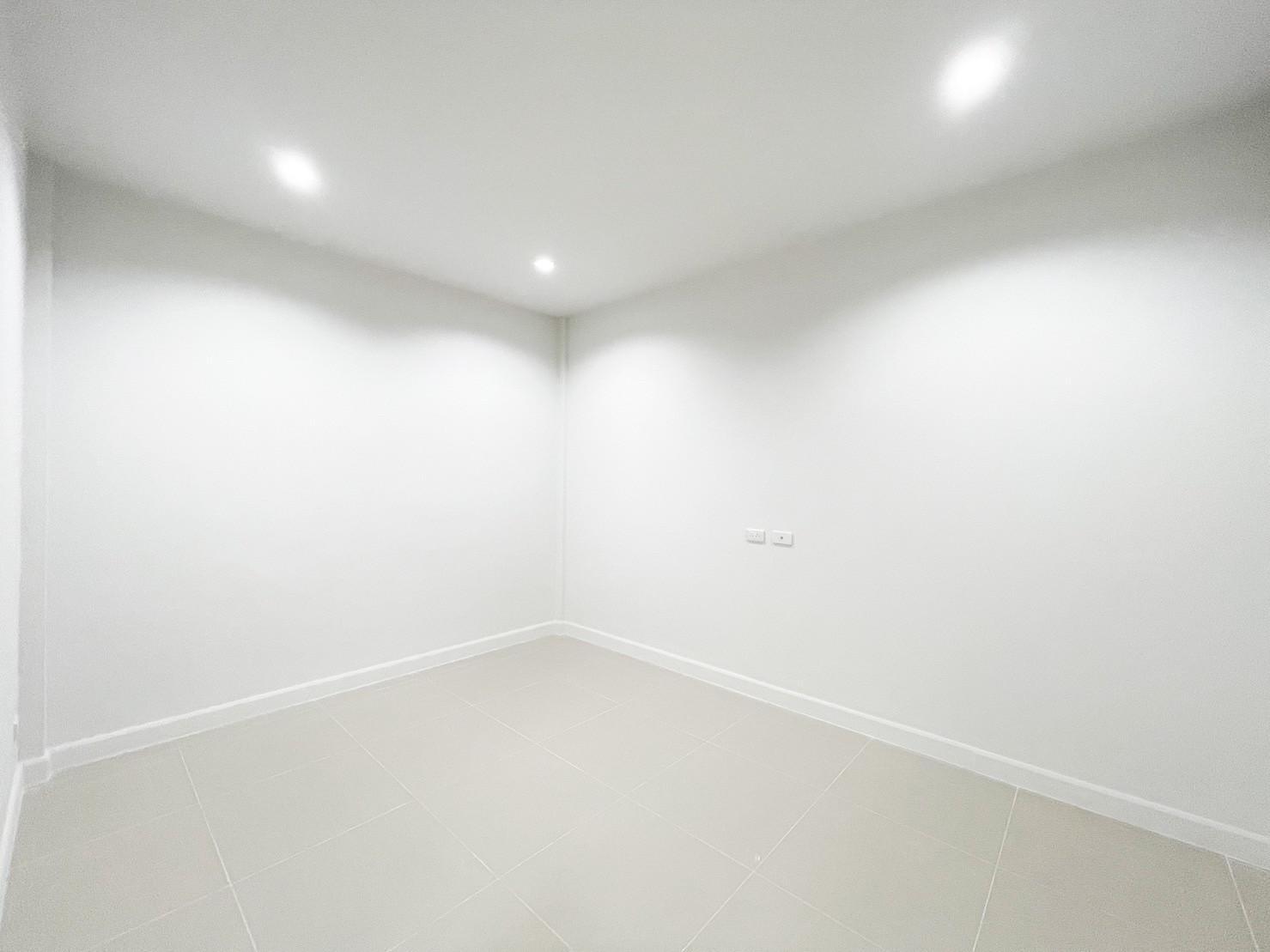 หมู่บ้านธินวุฒิ @ ถนนขวาง WR-00723 4
