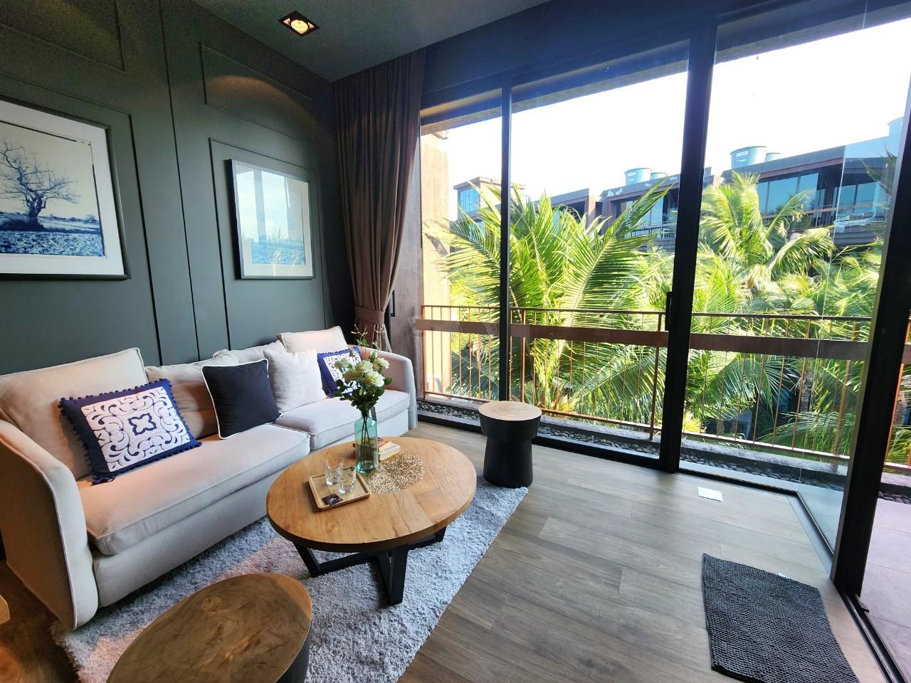 Saturday Residence WR-00863 8