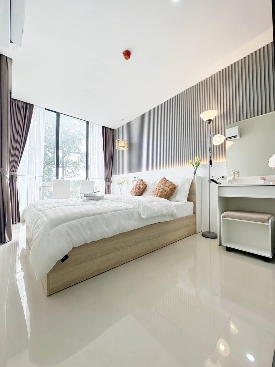 The Square Condominium WR-01519 3