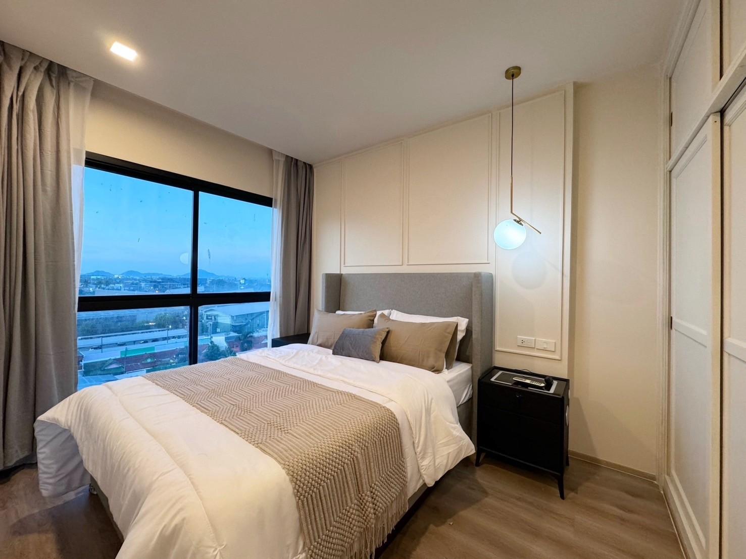 DLUX Condominium WR-02005 4