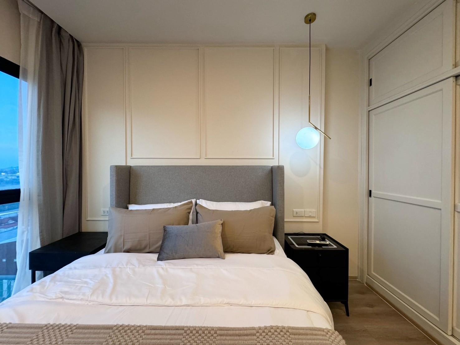 DLUX Condominium WR-02005 6