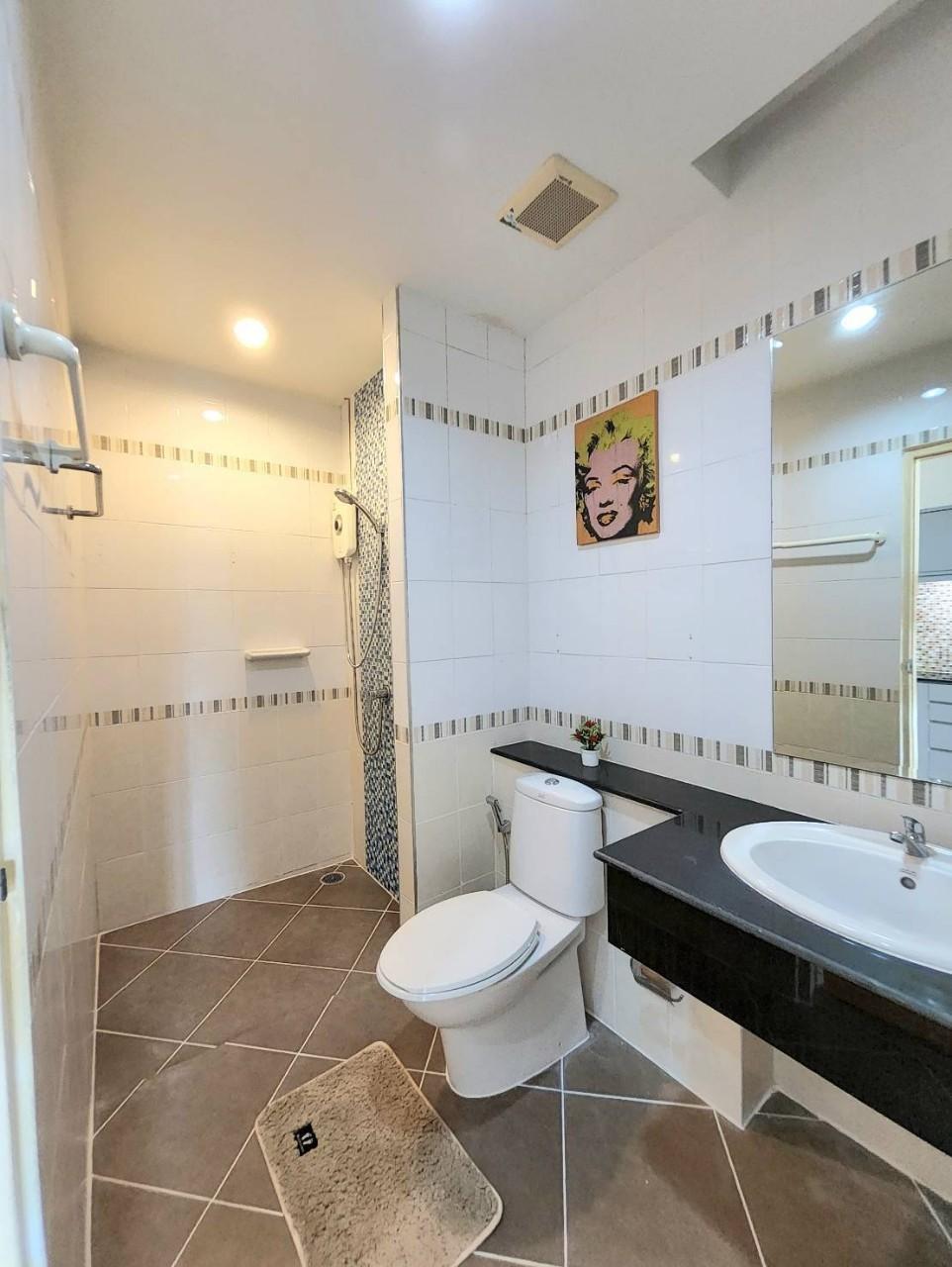 Phanason The Green Place Condominium WR-02208 12