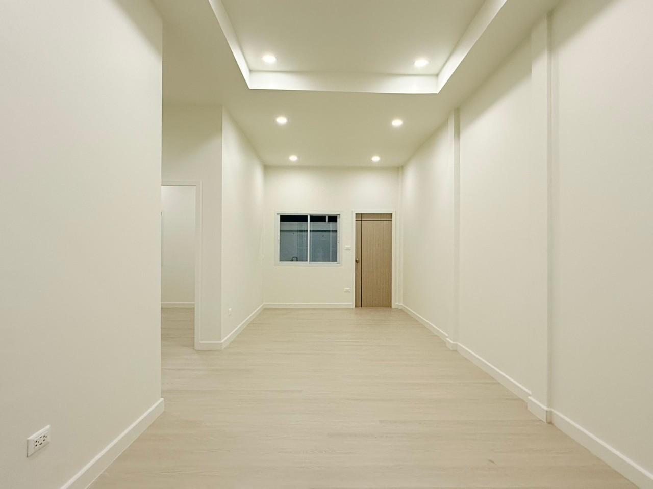 หมู่บ้านเพลินจันทร์ WR-02730 2
