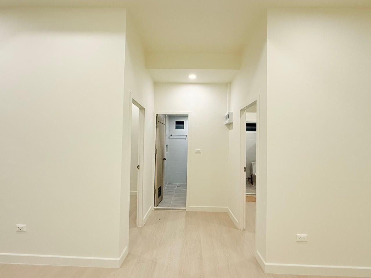 หมู่บ้านเพลินจันทร์ WR-02730 4
