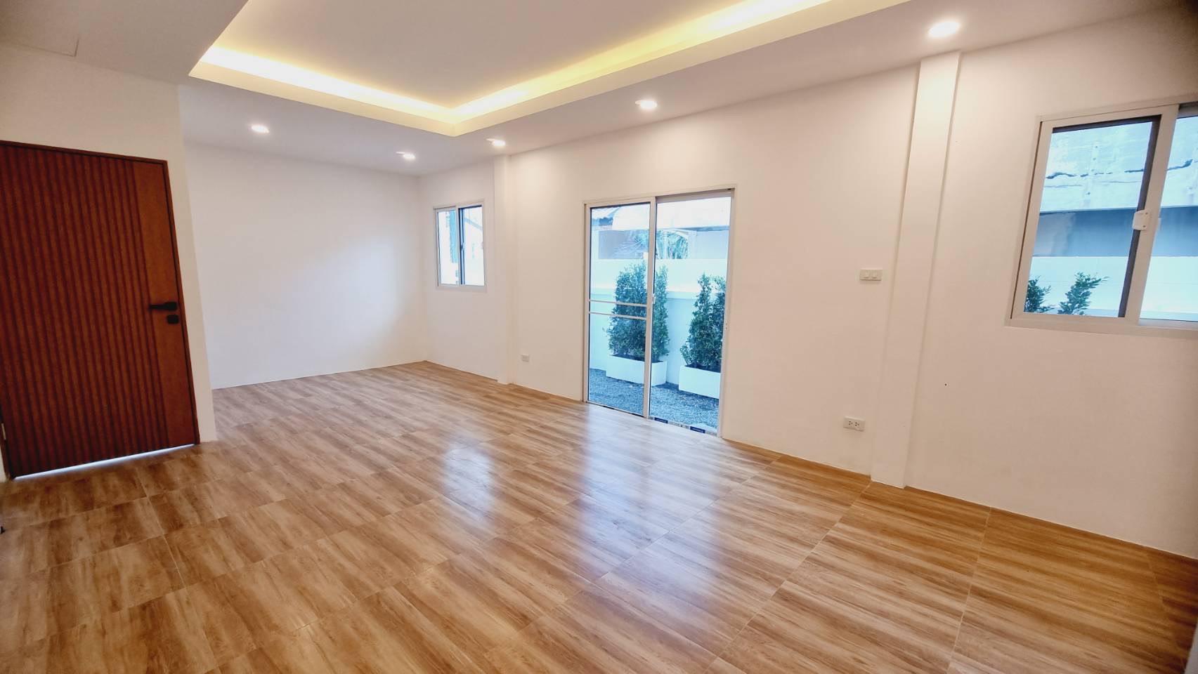 หมู่บ้านทิณวุฒิ 3 WR-02752 2