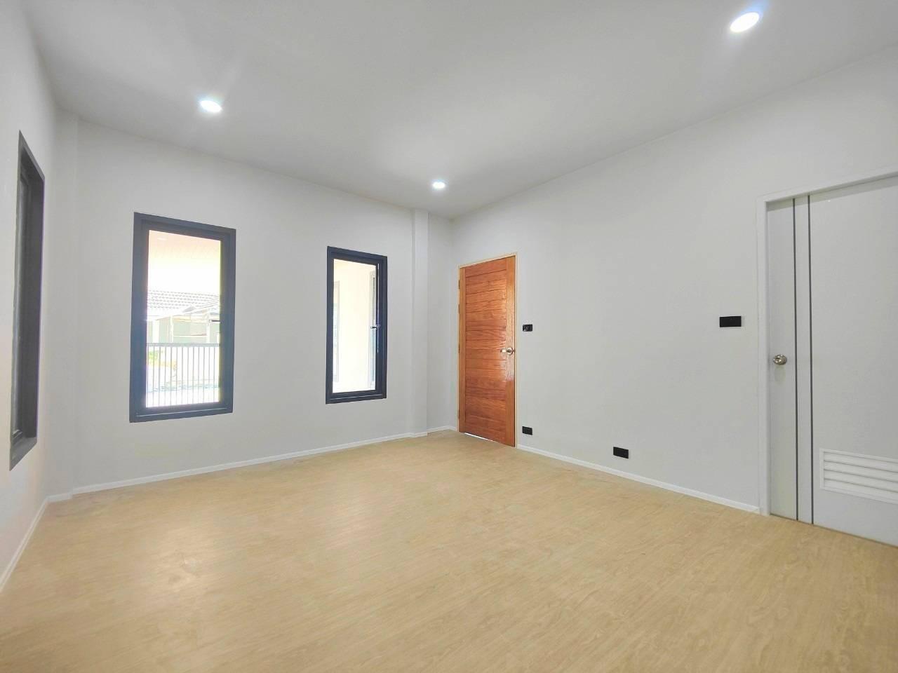 หมู่บ้านร็อคการ์เด้น 3-4 WR-02756 3