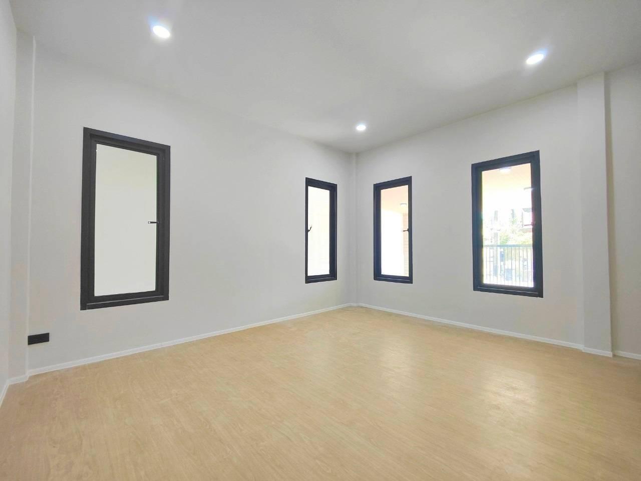 หมู่บ้านร็อคการ์เด้น 3-4 WR-02756 5