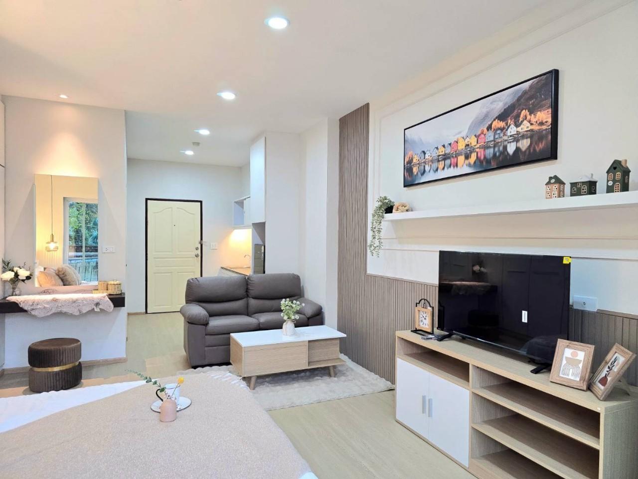 Phanason The Green Place Condominium WR-02786 2