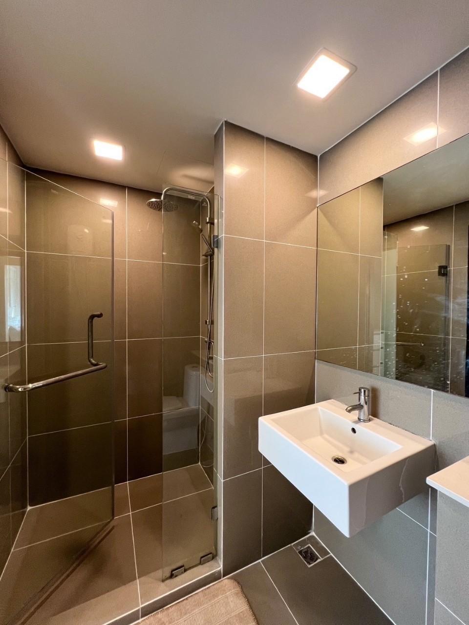 Centrio Condominium WR-02790 9