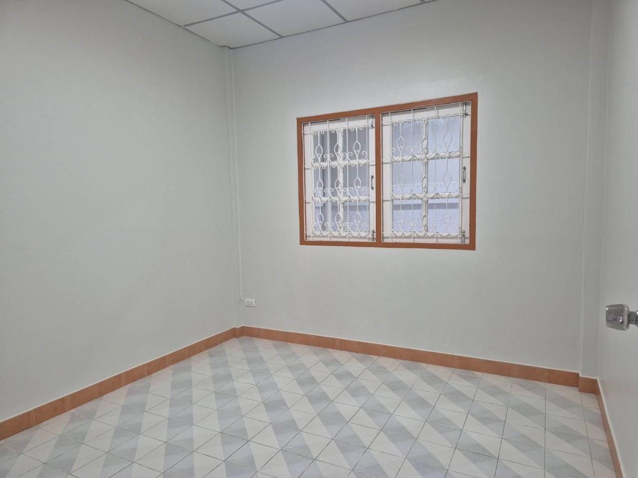 หมู่บ้านวิลล่า 3 WR-02702 4