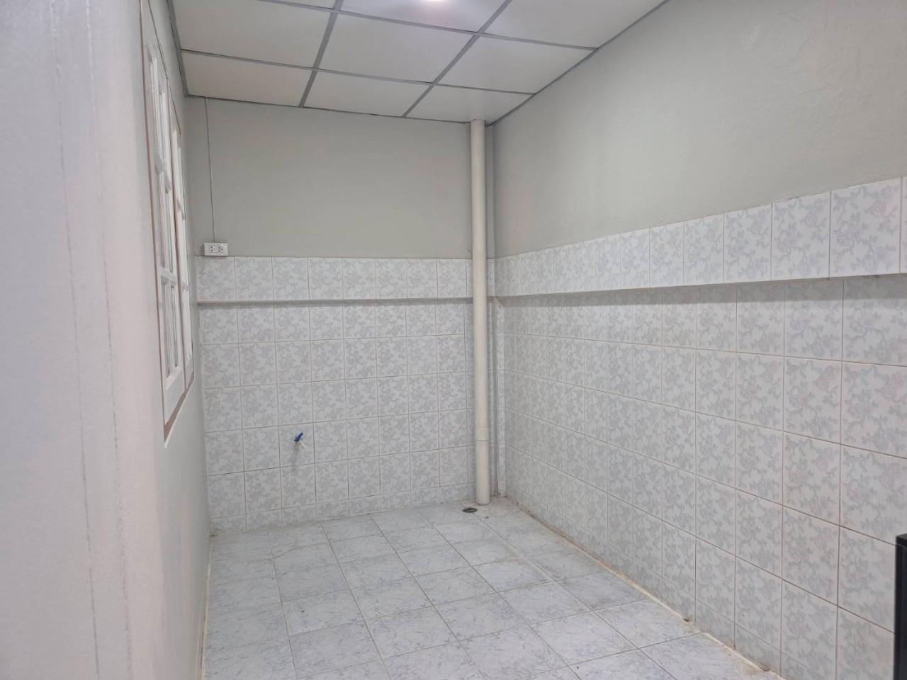 หมู่บ้านวิลล่า 3 WR-02702 8