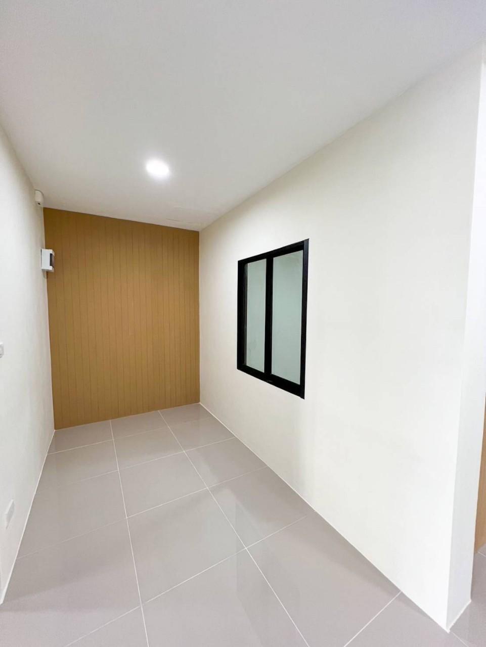 หมู่บ้านเทพนิมิตร ฉลอง WR-02797 4