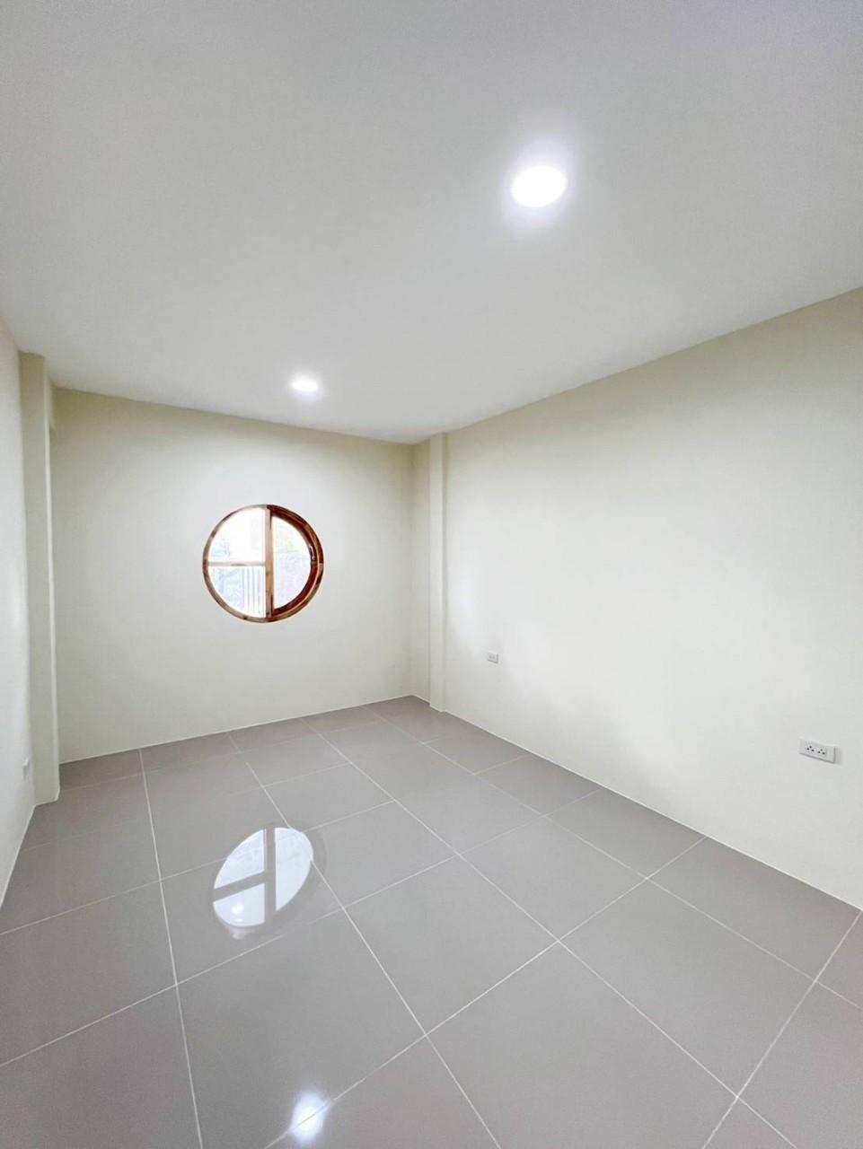 หมู่บ้านเทพนิมิตร ฉลอง WR-02797 5