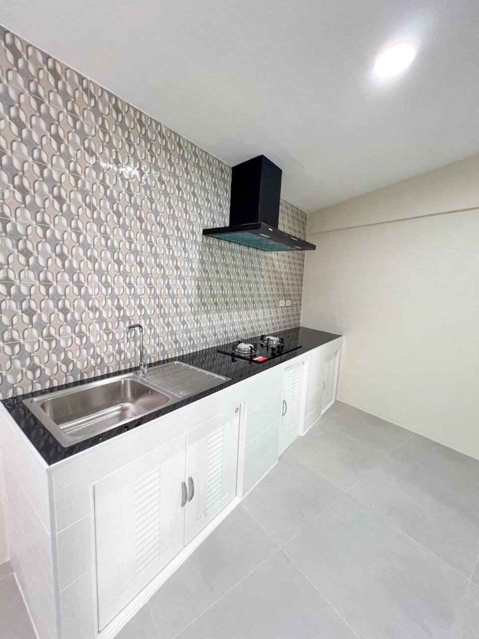 หมู่บ้านเทพนิมิตร ฉลอง WR-02797 8