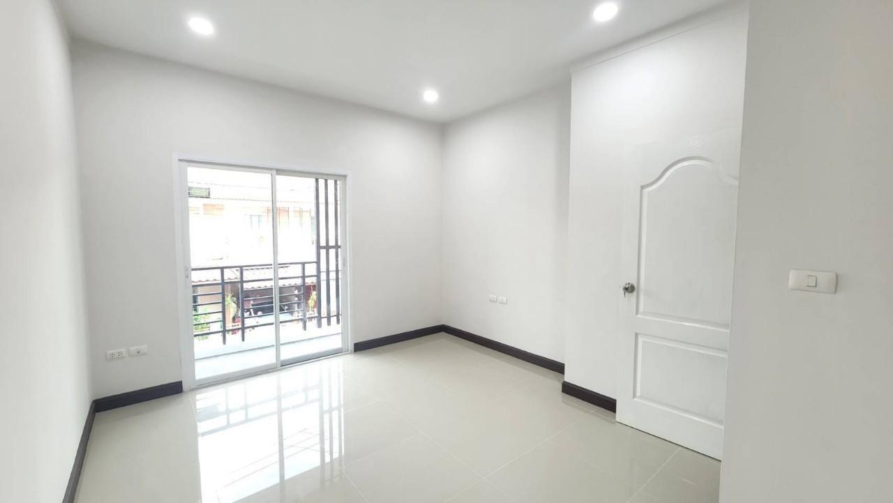 ไอลีฟทาวน์ 2 WR-02822 2