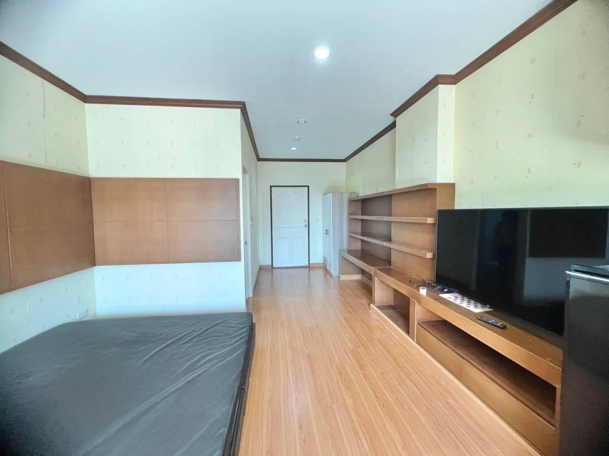 Phanason The Green Place Condominium WR-02849 1