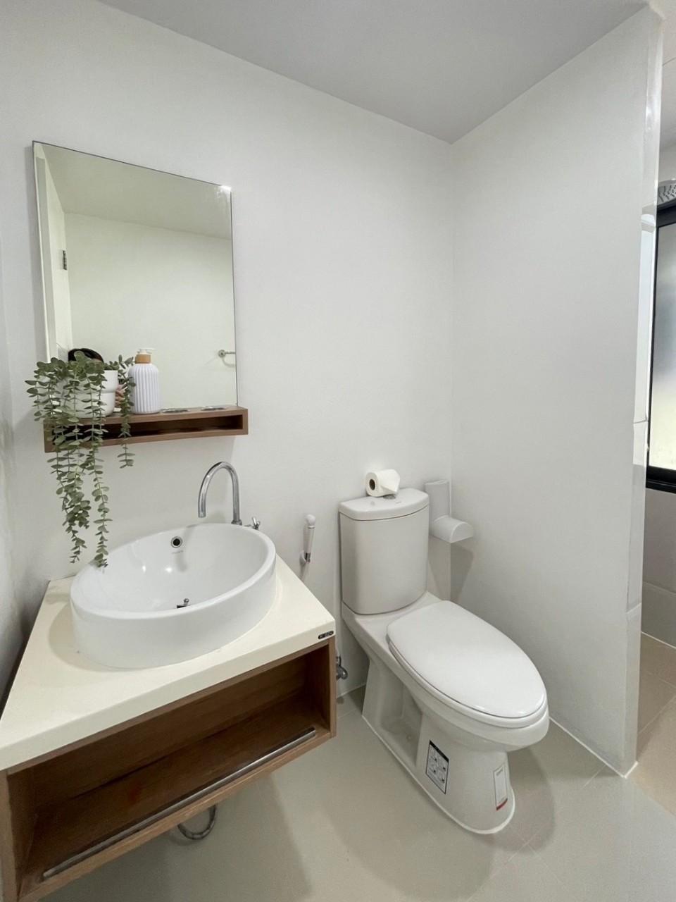 The Square Condominium WR-02858  8