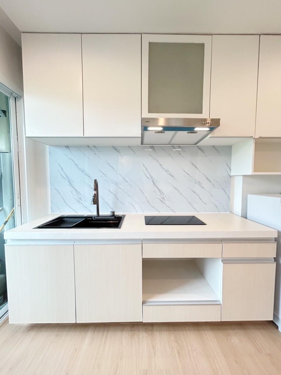 The Scene Condo WR-02859 11