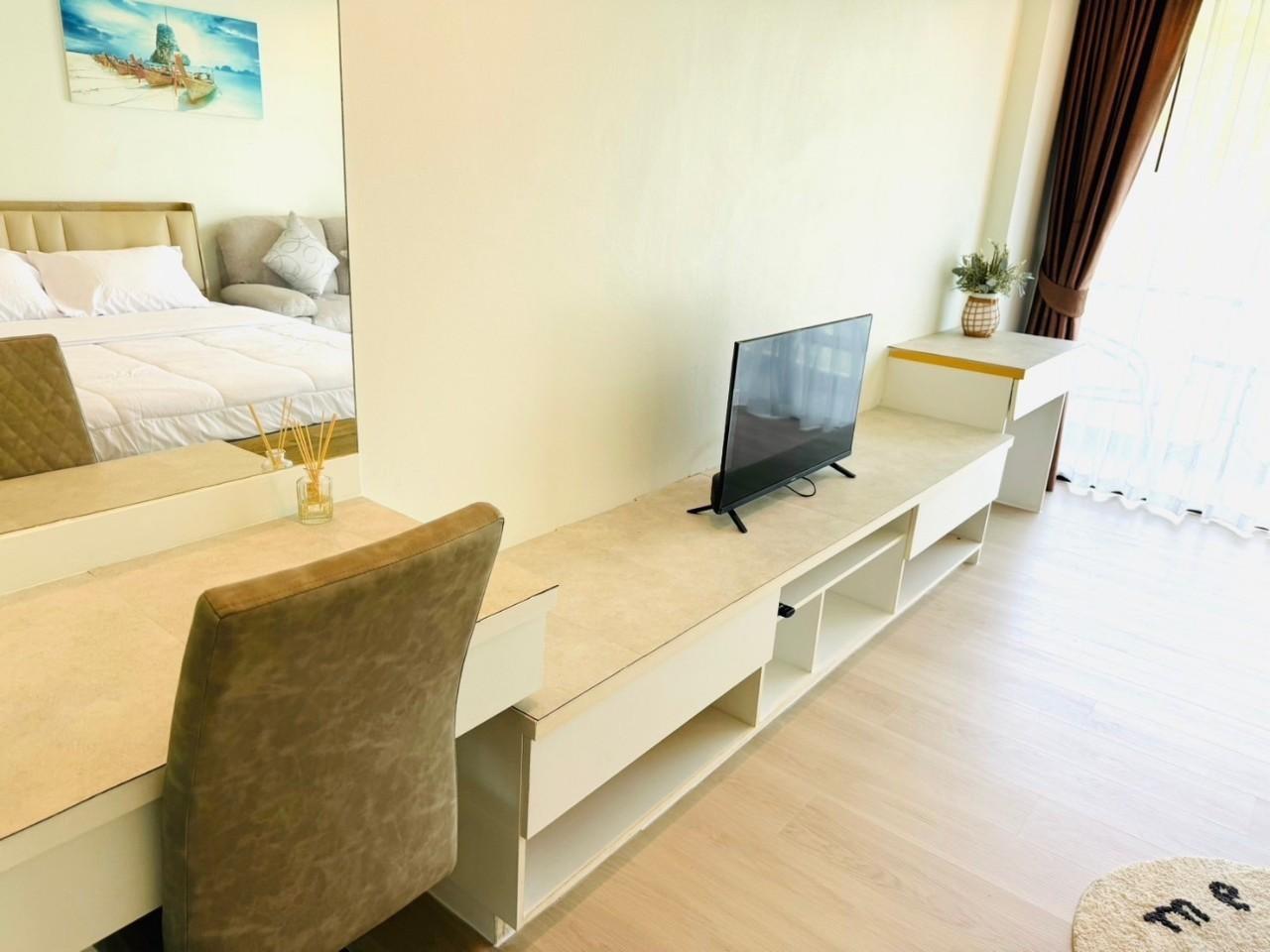 The Pixels Condo WR-02869 5