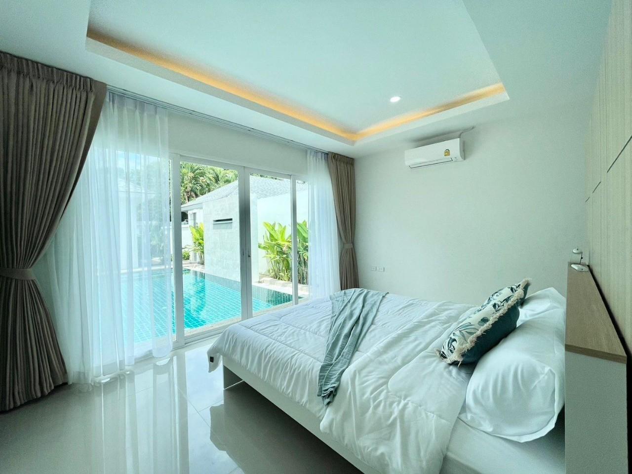 INTIRA Rawai Pool Villa WR-02873 11