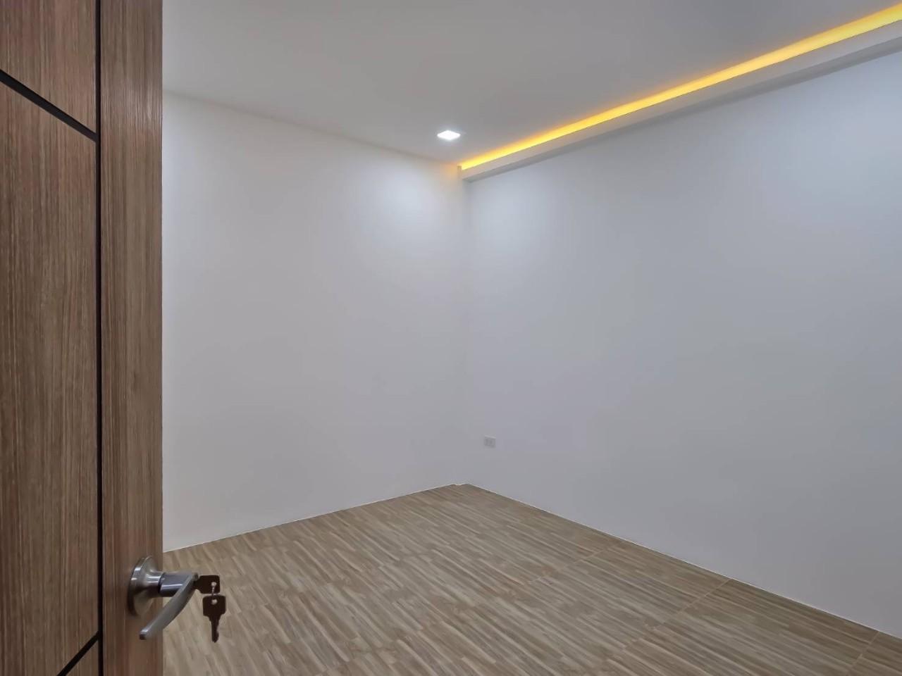 หมู่บ้านรัตนา WR-02716 4