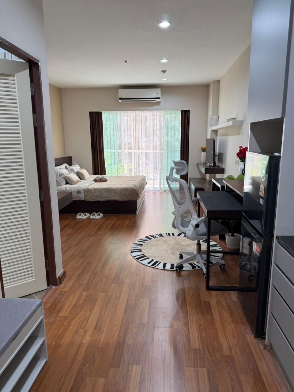 Phanason The Green Place Condominium WR-02933 8
