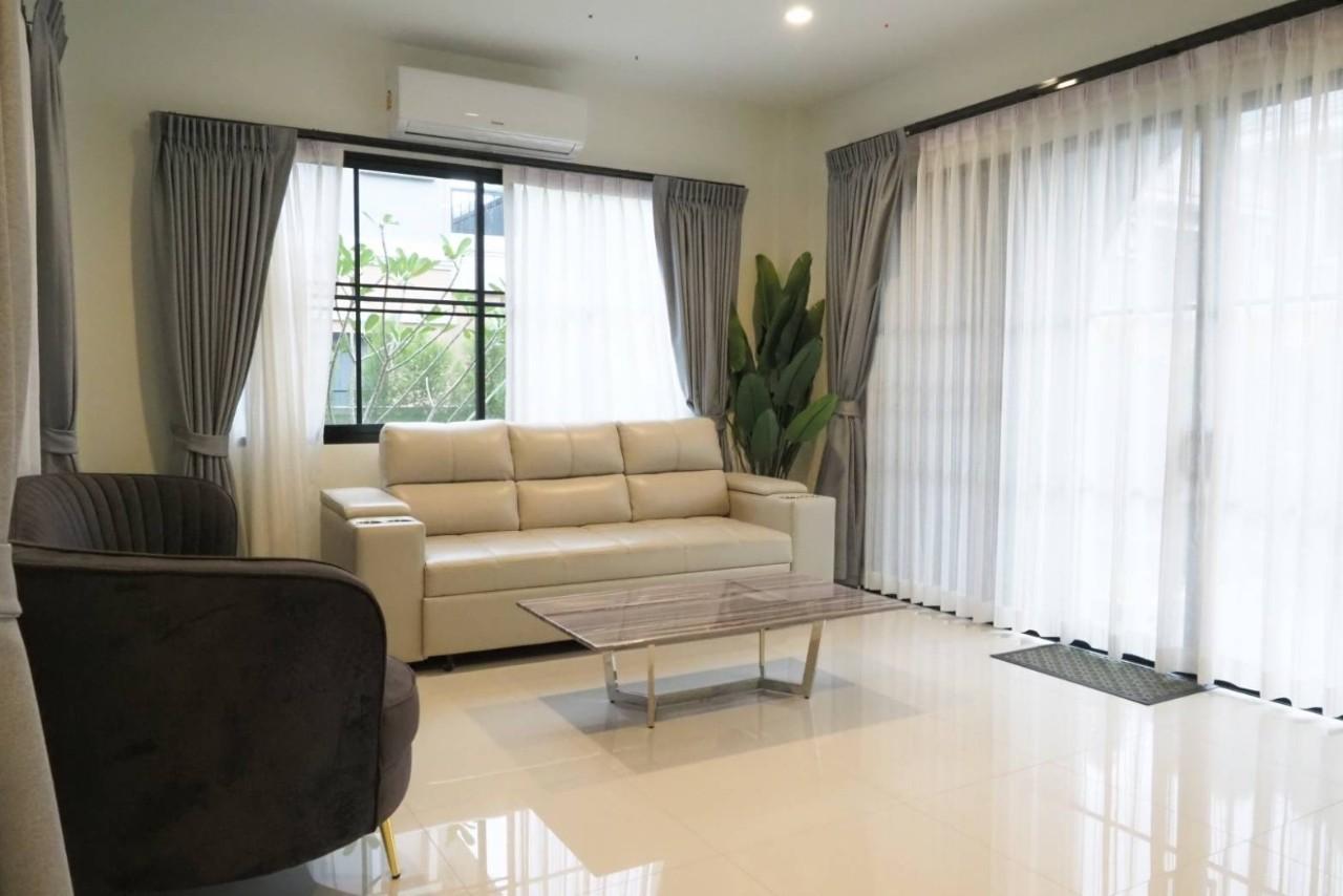 Crown Estate Koh Kaew WR-02962 2