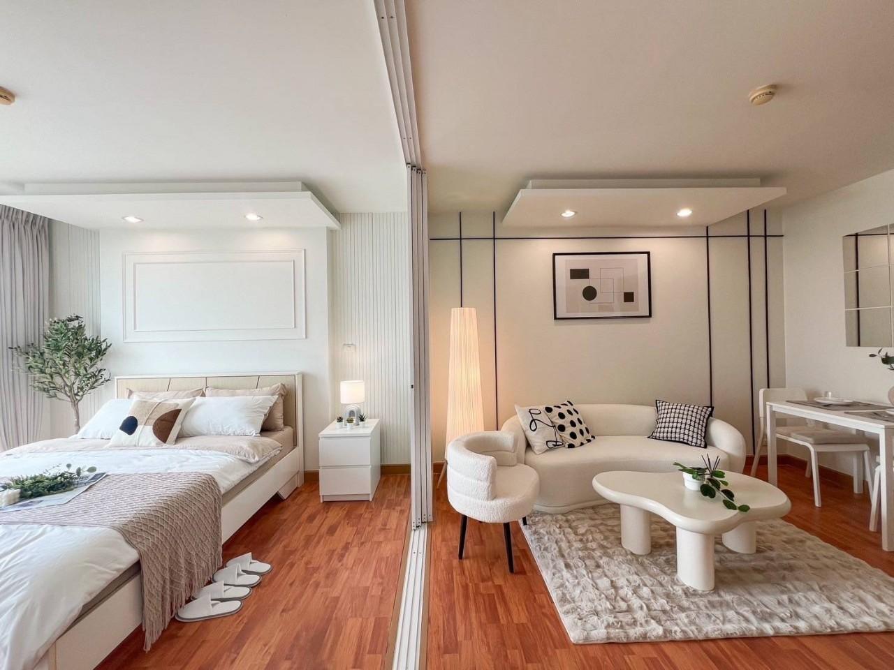 The Light Condominium WR-02970 4
