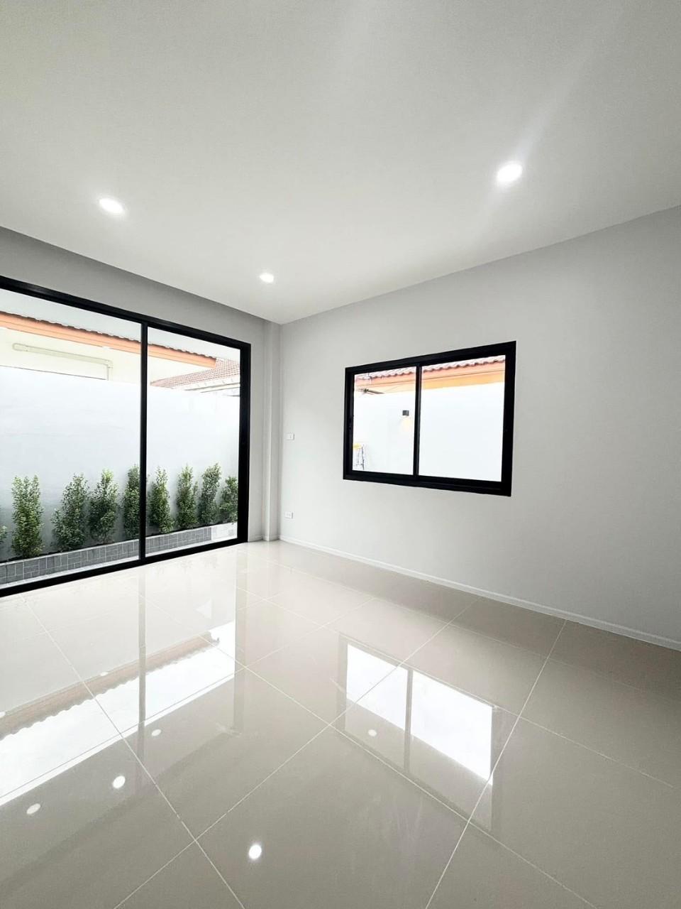 หมู่บ้านเนรมิตร 1 WR-02993 4