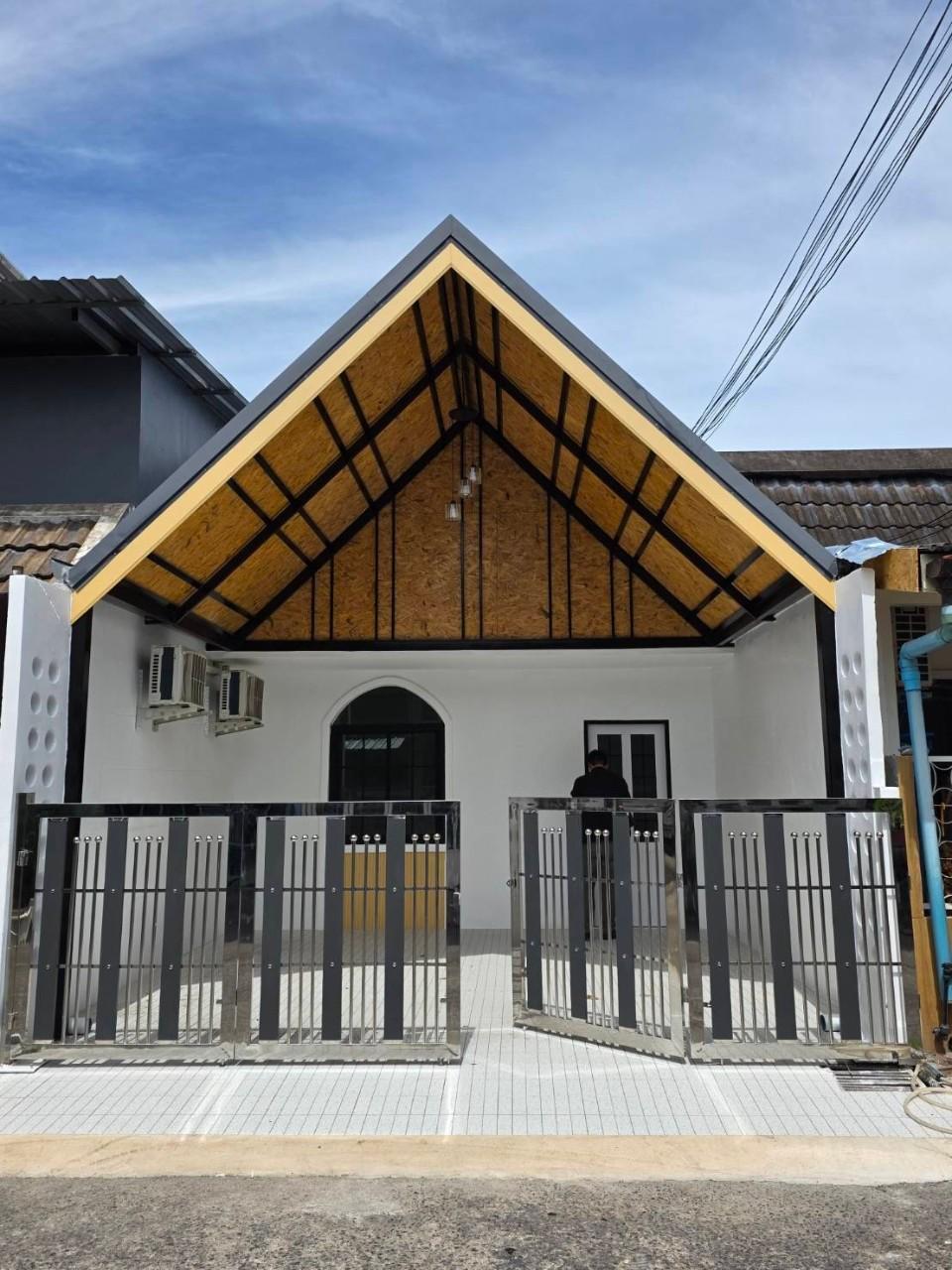 หมู่บ้านธินวุฒิ WR-02997 1