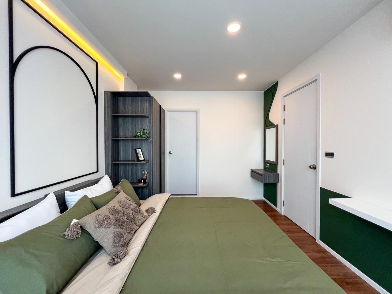 Space Condo WR-03008 10