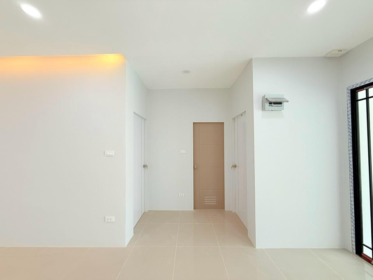 หมู่บ้านปฏักวิลล่า ฉลอง WR-02789 5
