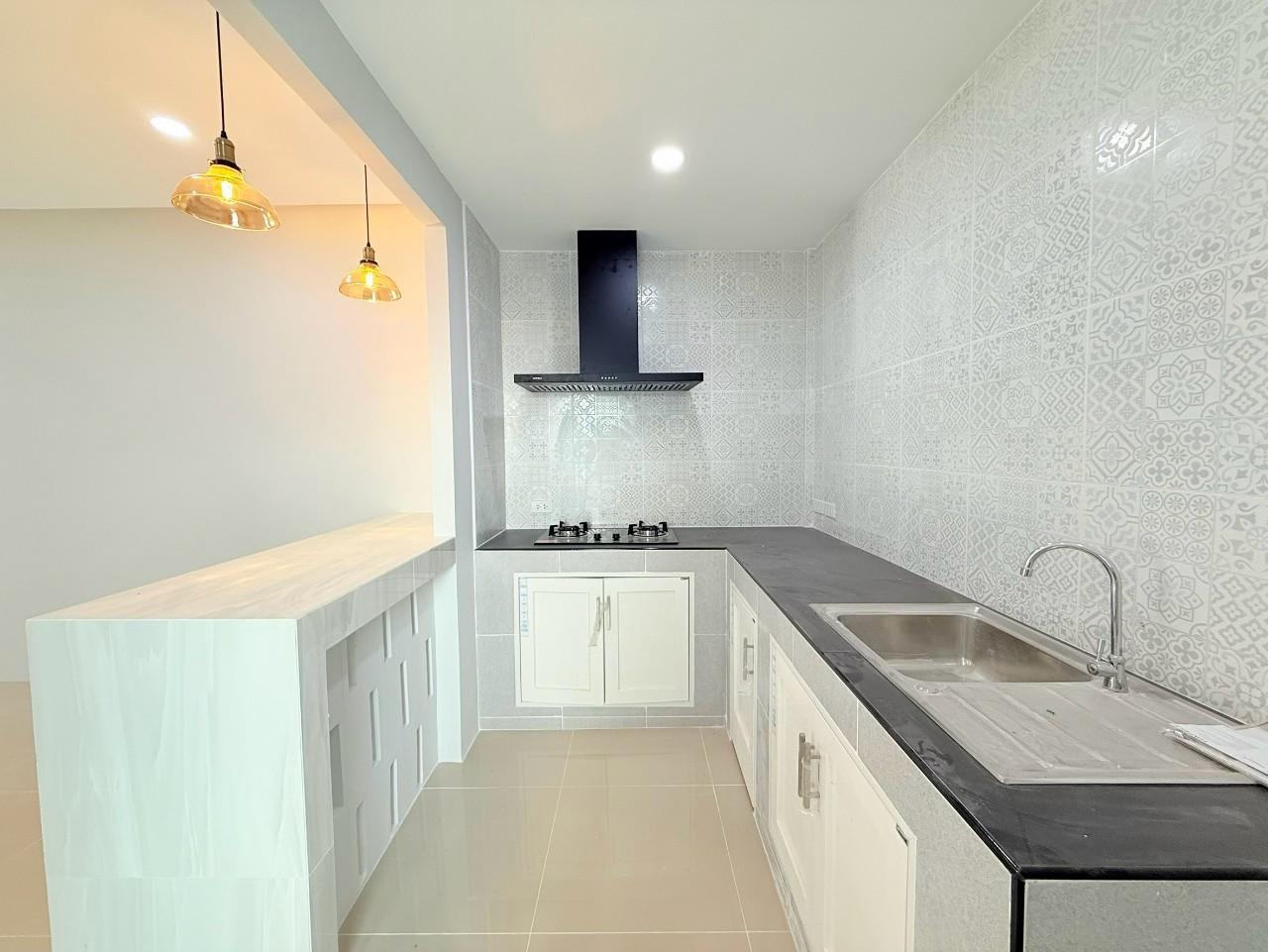 หมู่บ้านปฏักวิลล่า ฉลอง WR-02789 8