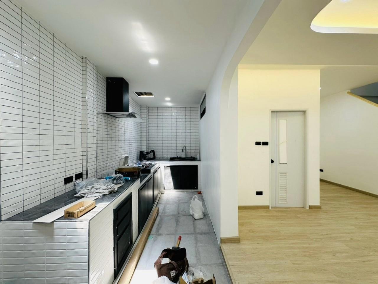 หมู่บ้านณัฐกมล กู้กู WR-03031 8