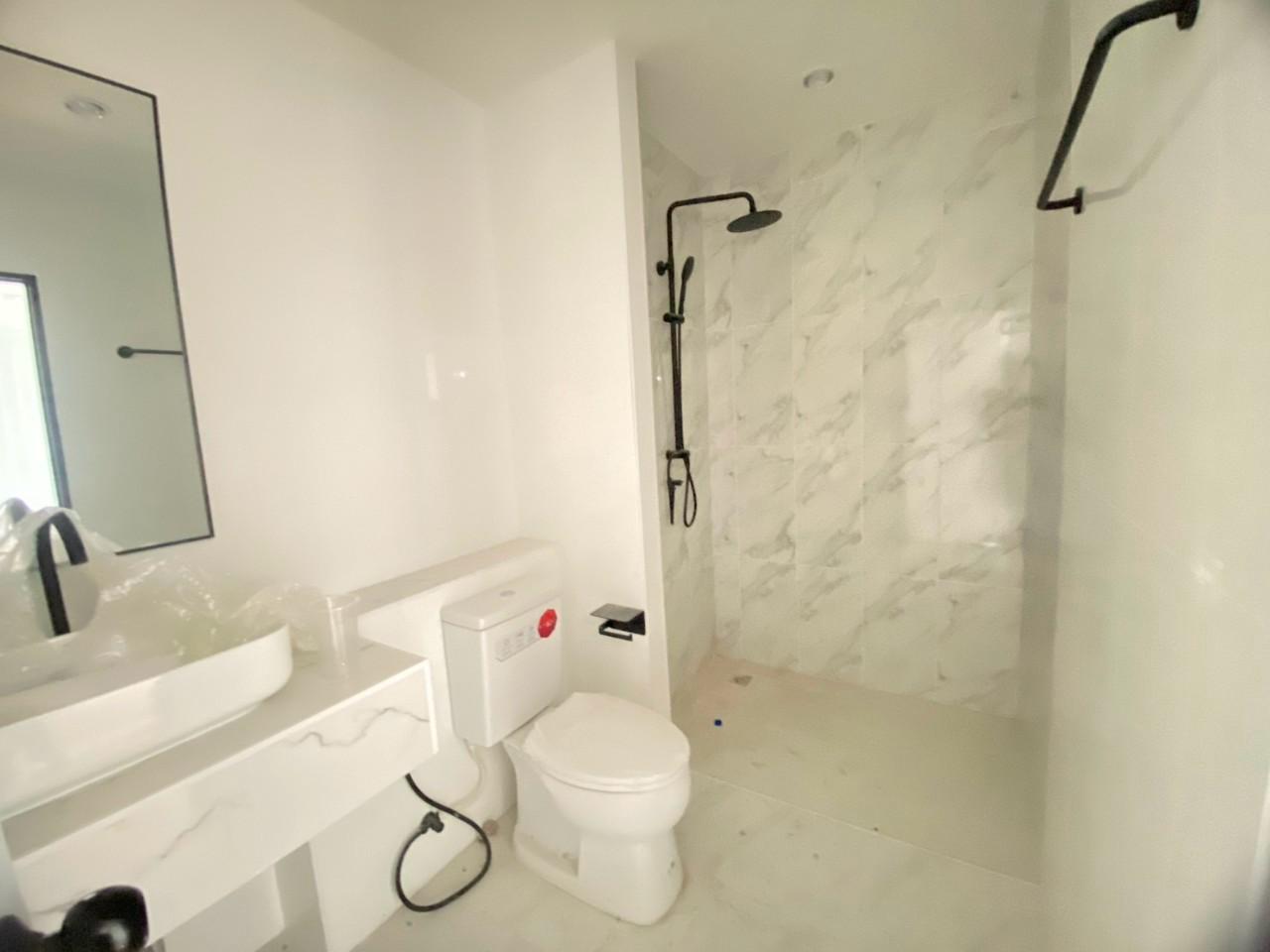 Phanason The Green Place Condominium WR-03049 12