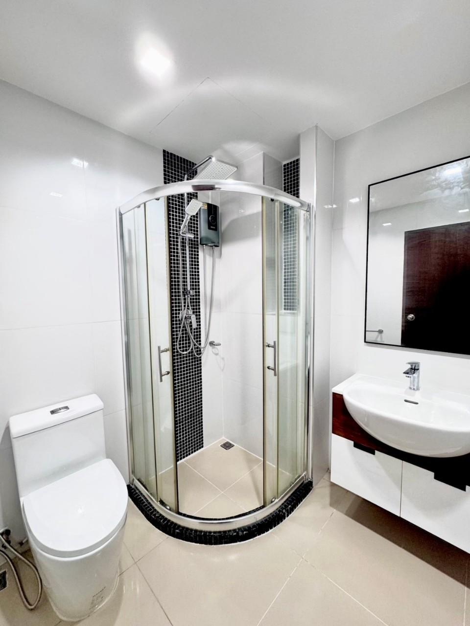 Phanason The Green Place Condominium WR-03050 7