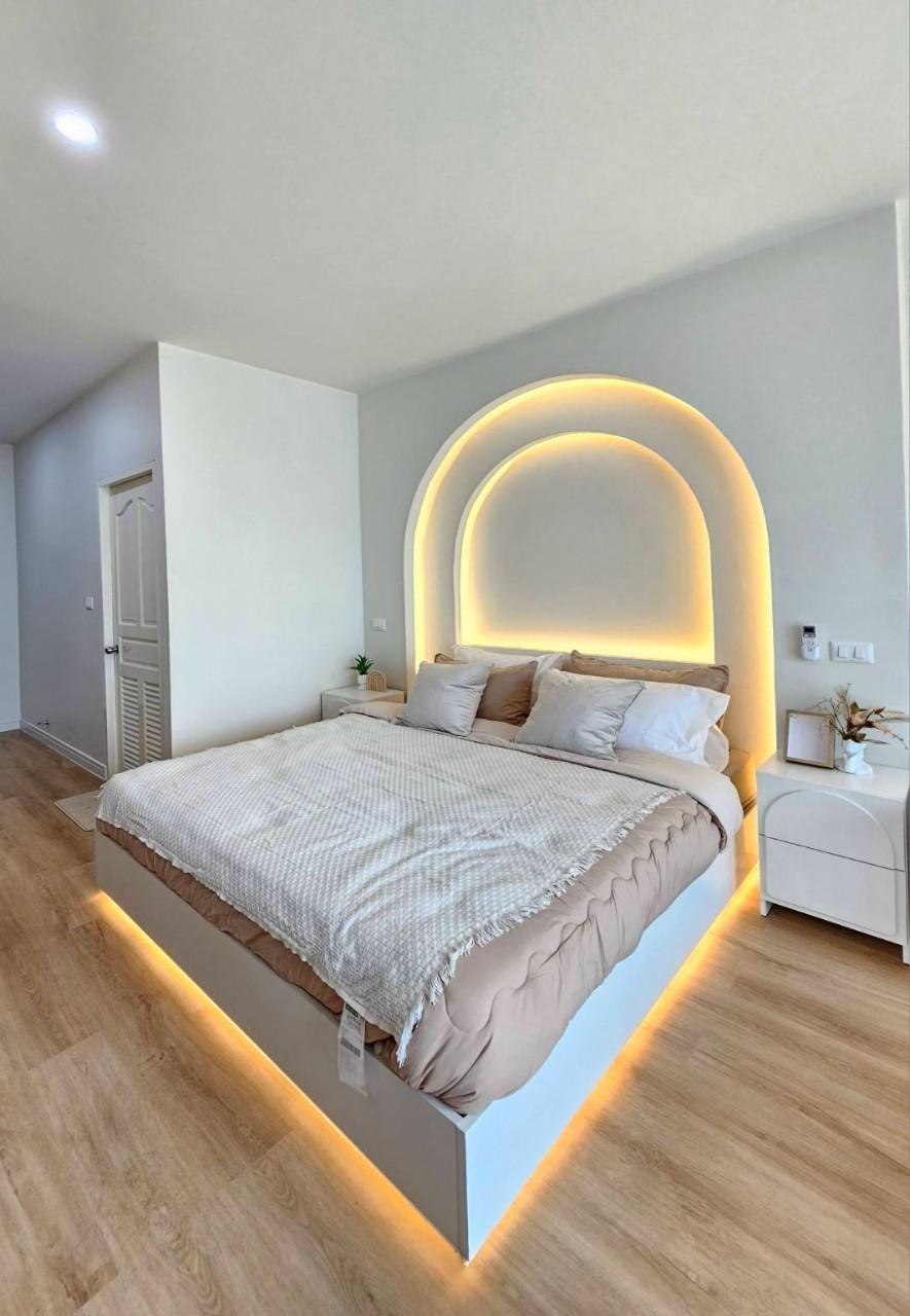 Phanason The Green Place Condominium WR-03051 3