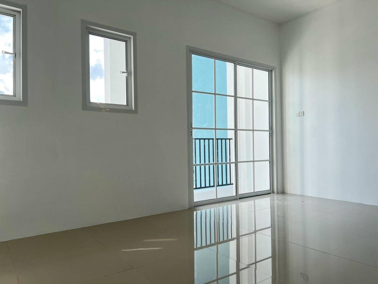 ทาวน์เฮาส์ 2 ชั้น ป่าคลอก WR-03052 4