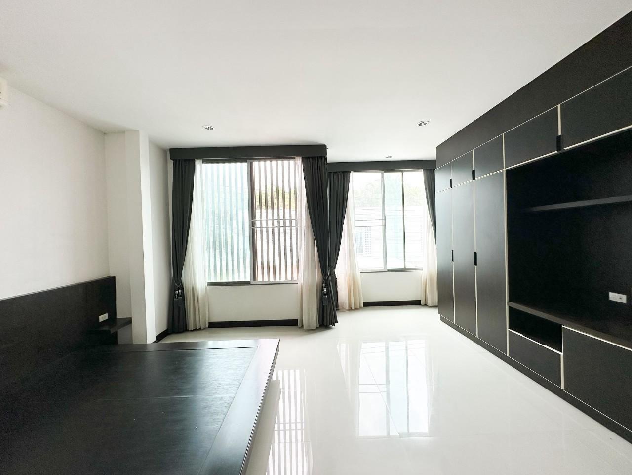 บ้านแฝดฉลอง WR-03053 5