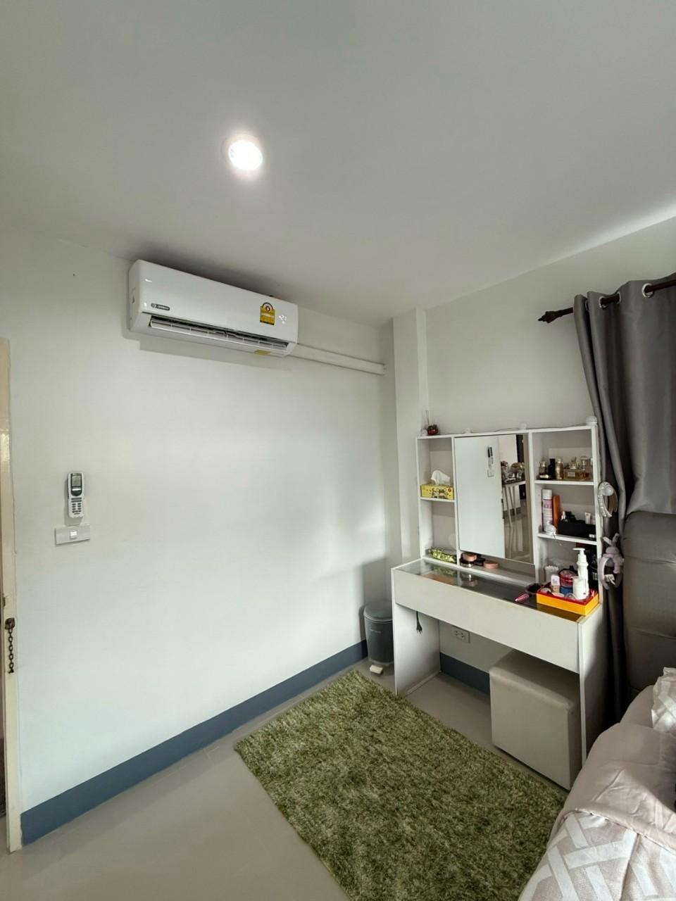 Land and House ปาริชาต WR-03056 5